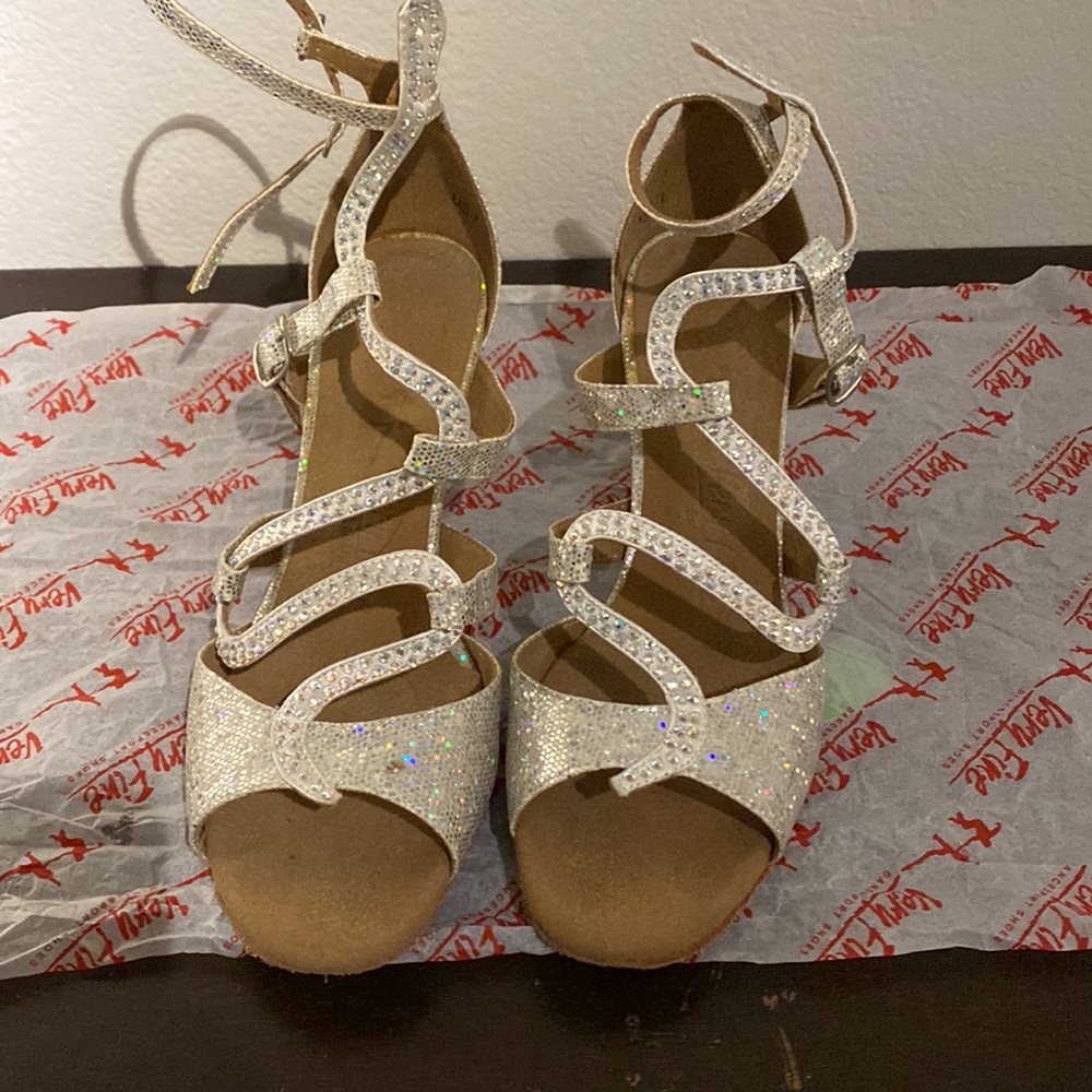 Very Fine Dance-sport Shoes